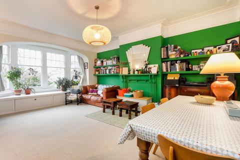 2 bedroom flat for sale, Grimston Gardens, Folkestone CT20