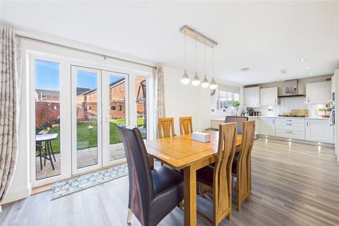4 bedroom detached house for sale, Nightjar Street, Shaw, Newbury, Berkshire, RG14