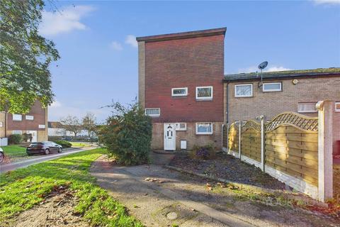 Brackenfield Square, Northampton NN3