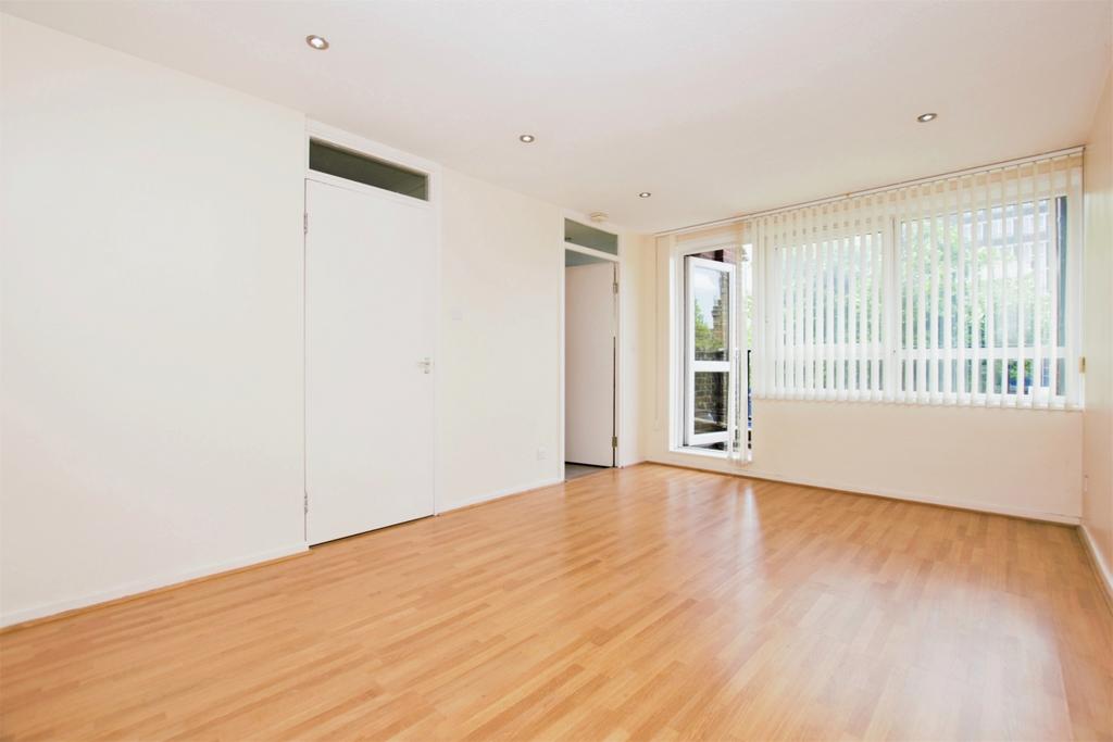 Living Room (2)