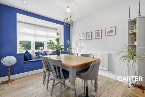 undefined, Sunningdale Road, Rainham, RM13 7BD