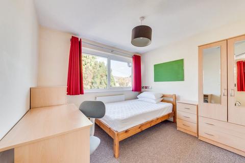6 bedroom house to rent, St Michaels Place, Canterbury