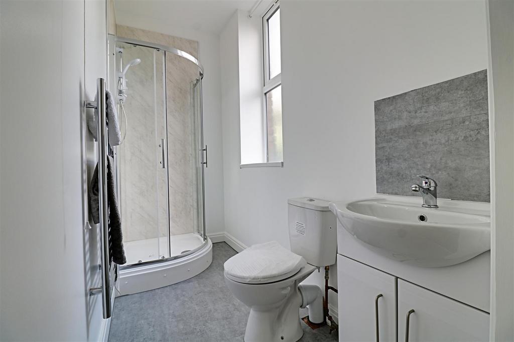 Shower room.jpg