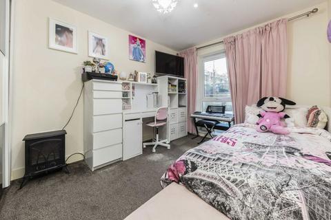 undefined, Bromyard Avenue, London W3