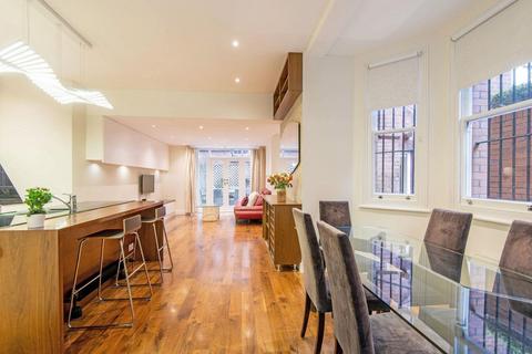 Eton Avenue, Belsize Park, London, NW3
