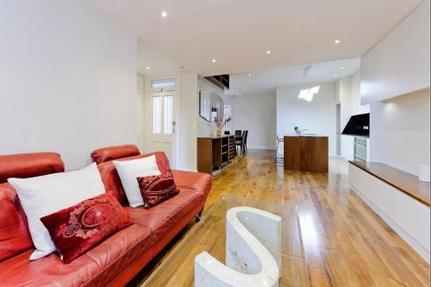 2 bedroom apartment for sale, Eton Avenue, Belsize Park, London, NW3
