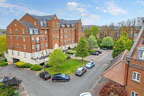 2 bedroom flat for sale, Kipling Close, Brentwood CM14