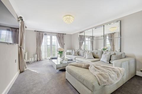 2 bedroom flat for sale, Kipling Close, Brentwood CM14