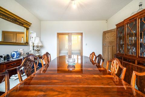 4 bedroom detached house for sale, Silhill Hall Road, Solihull