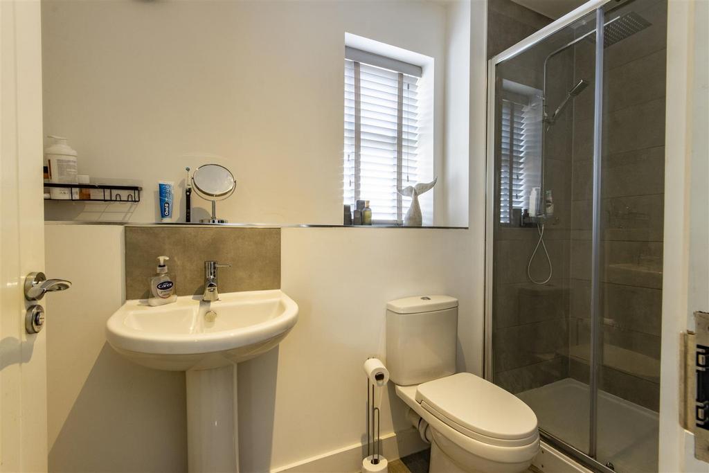 En Suite Shower Room