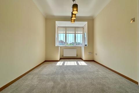 3 bedroom detached house to rent, Marigold Crescent, Melton Mowbray, LE13