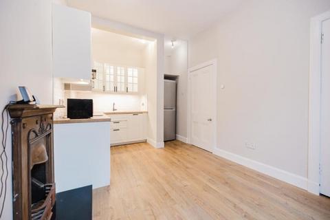 2 bedroom flat to rent, 0364L Richmond Terrace, Edinburgh, EH11 2BY