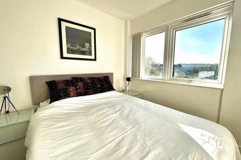 2 bedroom flat for sale, Laporte Way, Luton, LU4