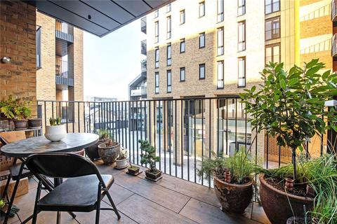1 bedroom apartment to rent, Cummings House, Chivers Passage, London, SW18