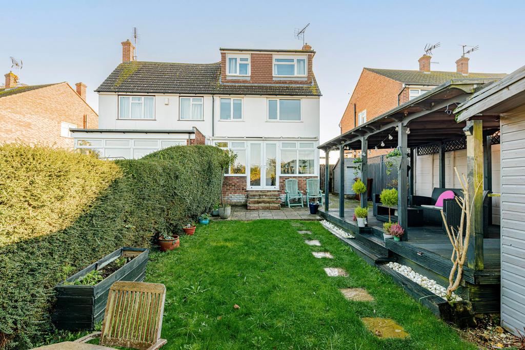Rear Garden (1)