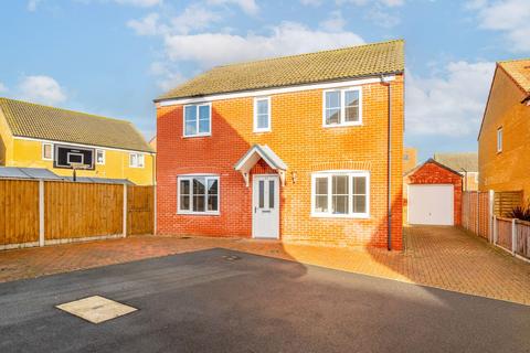 Hunton Road, Oulton