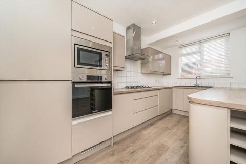 4 bedroom house for sale, Park View, London W3
