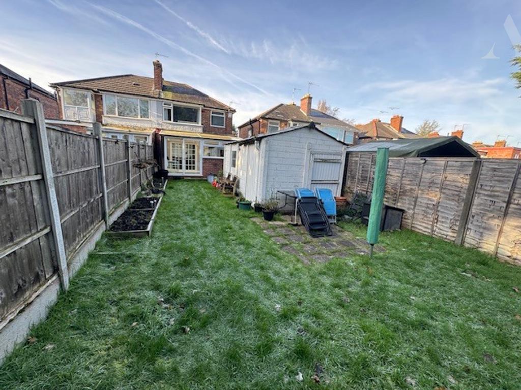 65 Millington Road garden x 3.jpeg