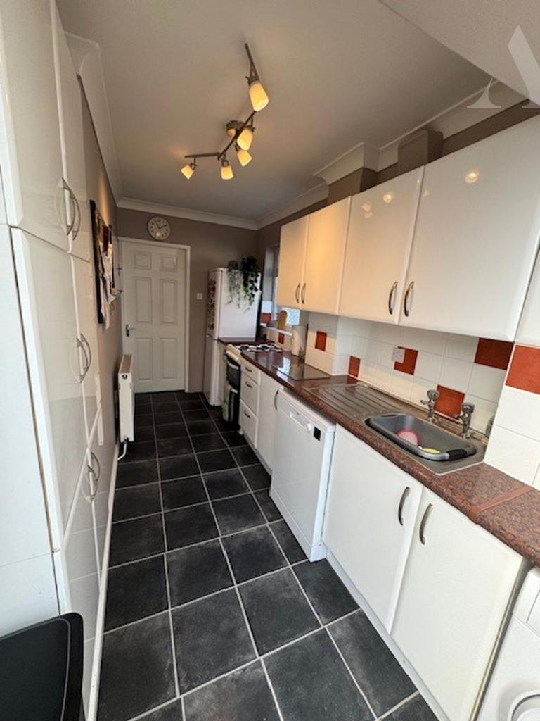 65 Millington Road Kitchen.jpeg