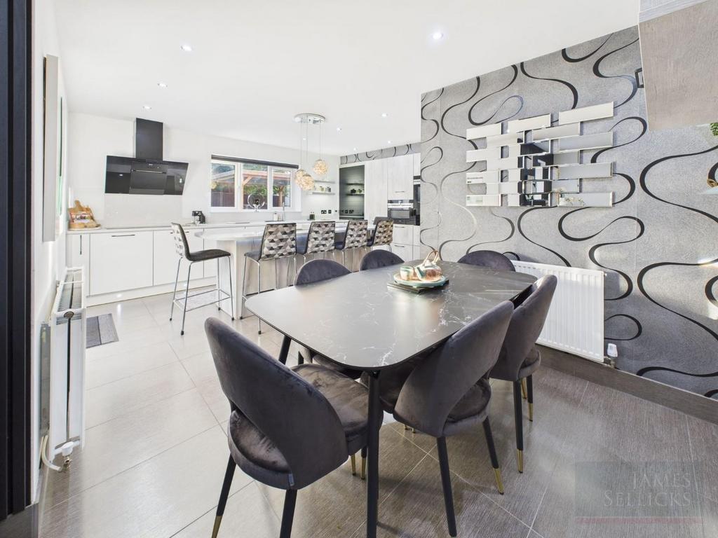 Living/Dining Kitchen