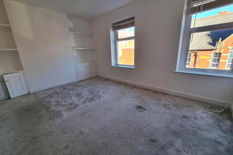 3 bedroom terraced house to rent, Hannah Street, Barry, CF63