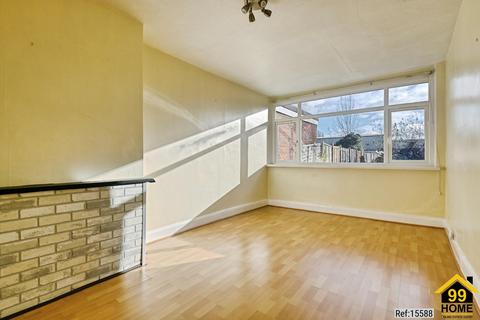 3 bedroom semi-detached house to rent, Pypehayes, Birmingham, West Midlands, B24