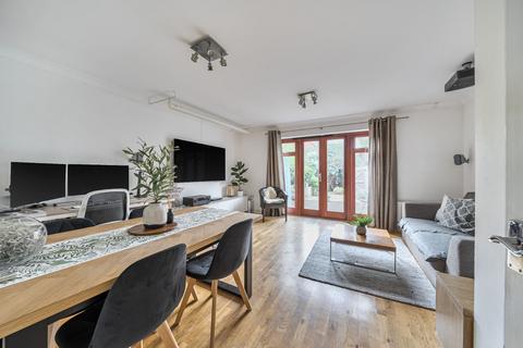 undefined, Holders Close, Billingshurst, RH14