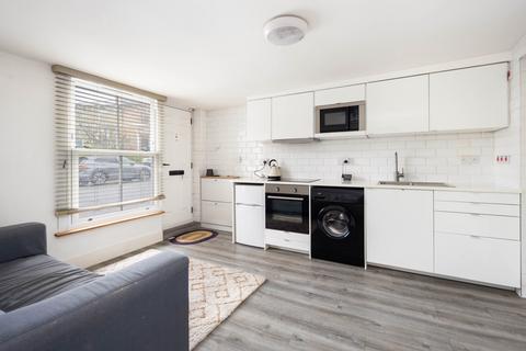 1 bedroom flat for sale, Buckingham Road, London, N1