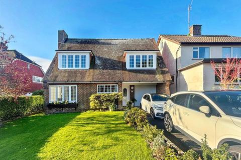 3 bedroom detached house for sale, Hoo Gardens, Eastbourne