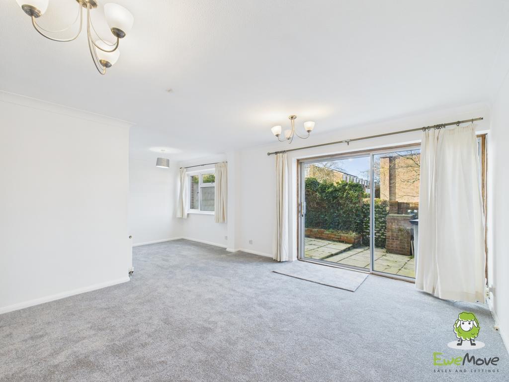 Ewe Move Estate Agents Basingstoke - Ribble Way - L