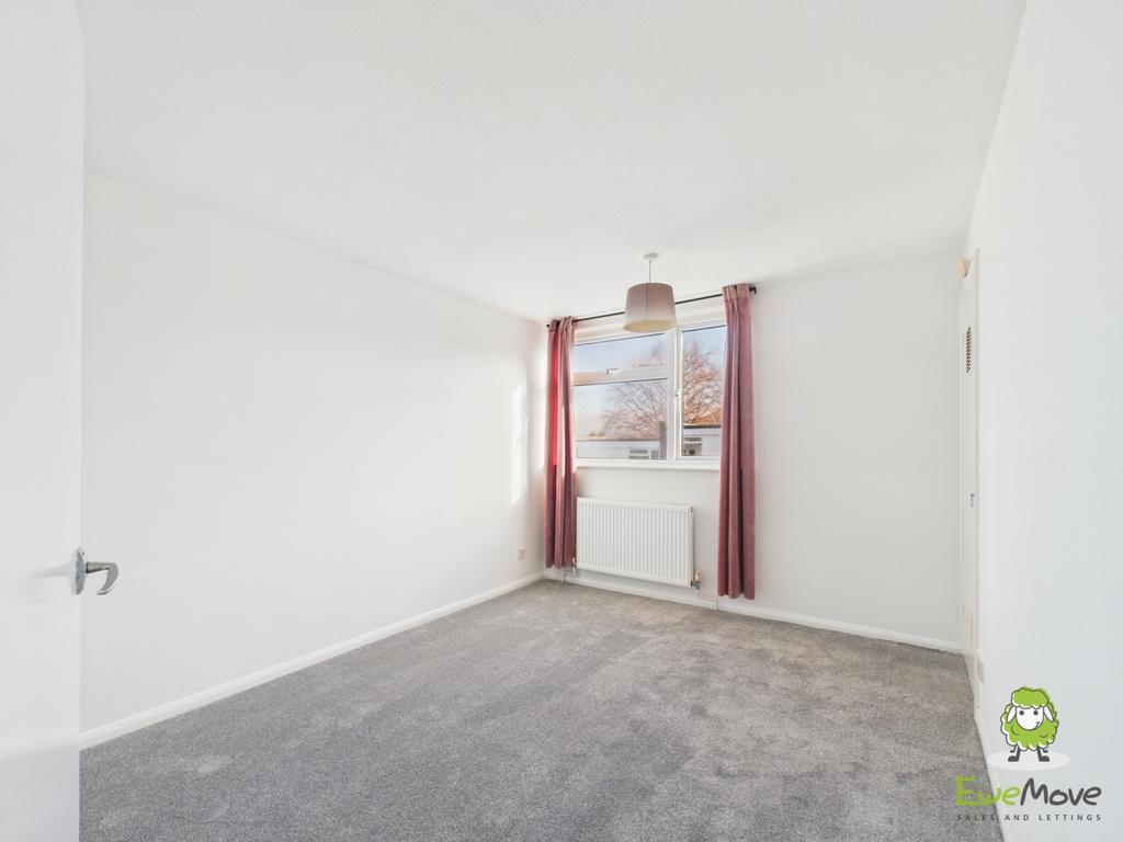 Ewe Move Estate Agents Basingstoke - Ribble Way - B
