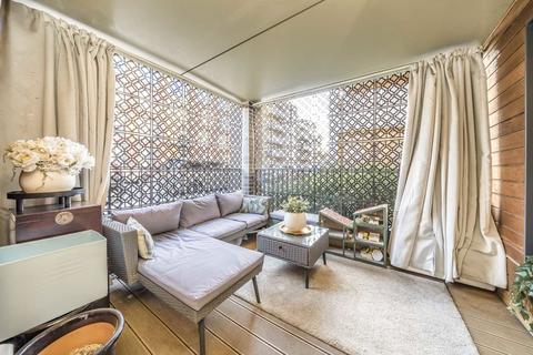 3 bedroom flat for sale, Grove Park, London NW9