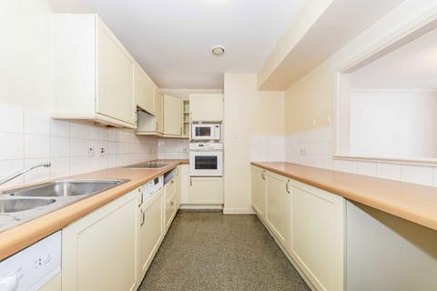 2 bedroom flat to rent, Jamestown Road, London NW1