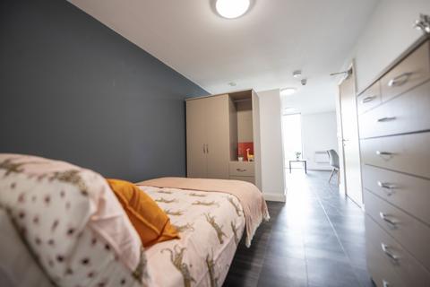 undefined, Superior Studio-Move In Now at Liverpool, 118 -124 Edge Lane L7