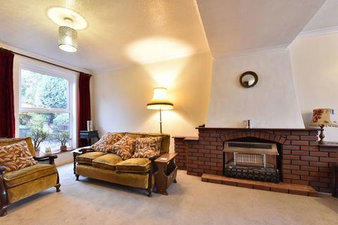 3 bedroom semi-detached house for sale, Oak Street, Kingswinford DY6