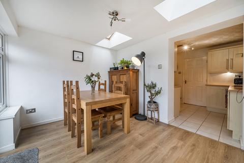 3 bedroom terraced house for sale, Ashlea Meadow, Cheltenham GL52