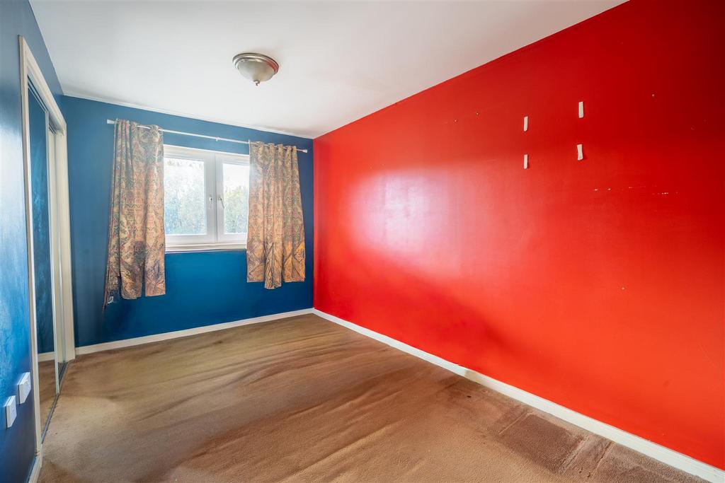 Bedroom.one..jpg