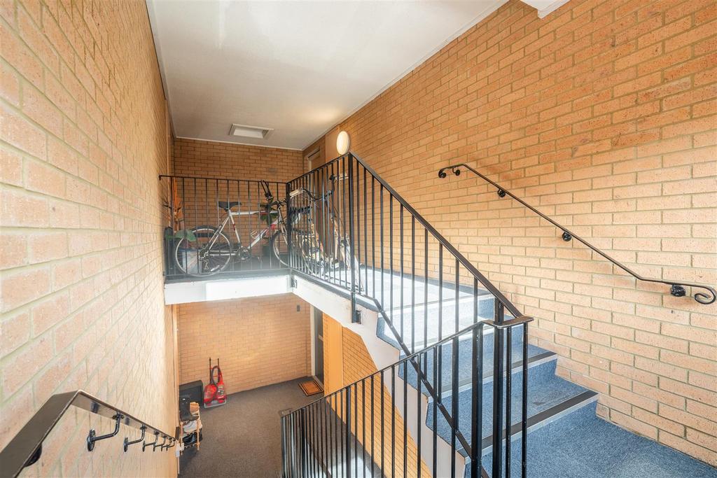 Hallway.jpg