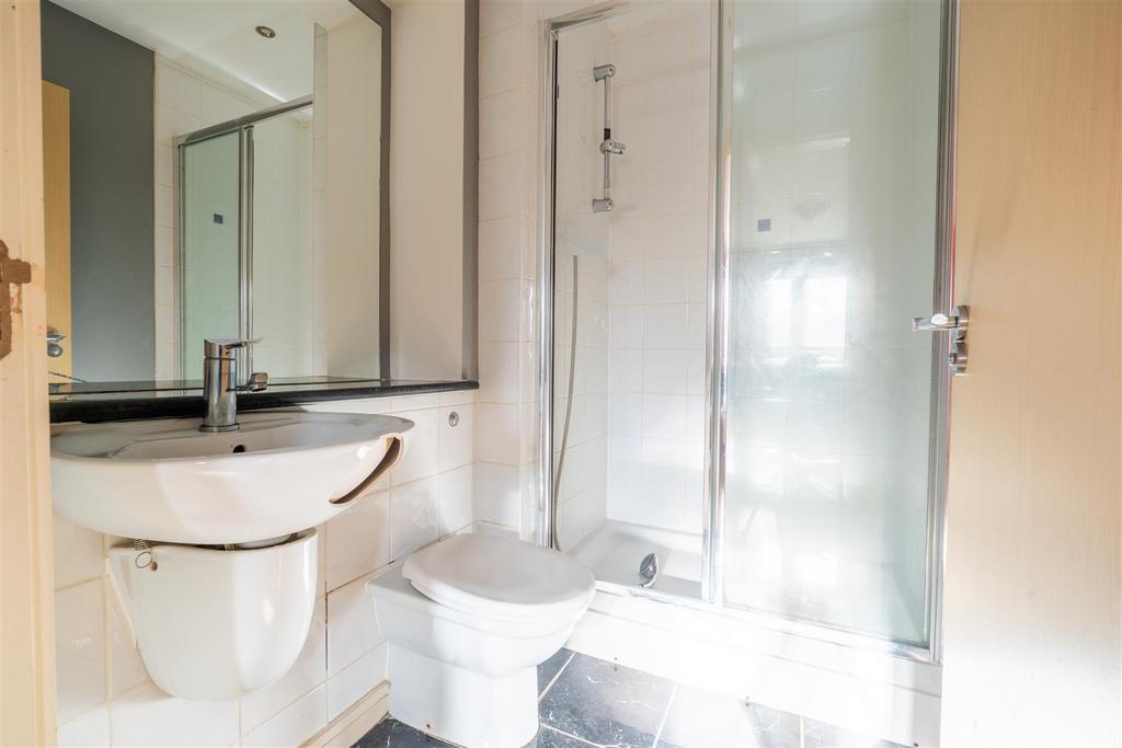 Ensuite.jpg