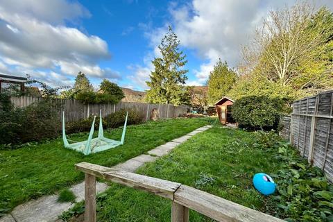 undefined, Burgoyne Road, Sunbury-On-Thames