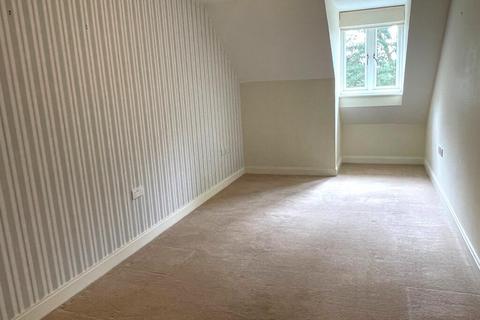 2 bedroom retirement property for sale, Beaulieu Road, Dibden Purlieu, Southampton, SO45