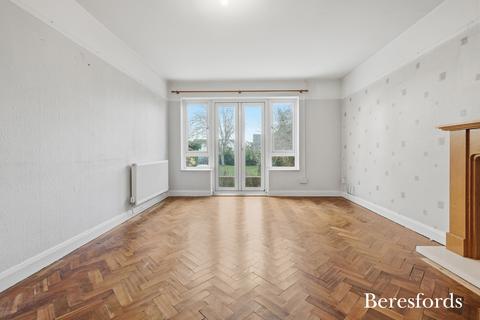 4 bedroom detached house for sale, High Fields, Dunmow, CM6