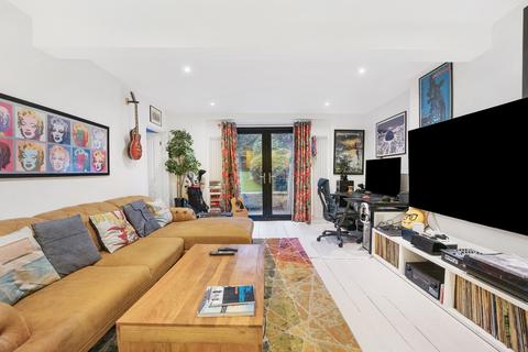 undefined, Camden Road, Islington, N7