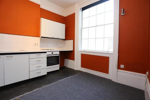 1 bedroom flat to rent, Oriental Place, Brighton