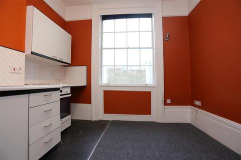 1 bedroom flat to rent, Oriental Place, Brighton