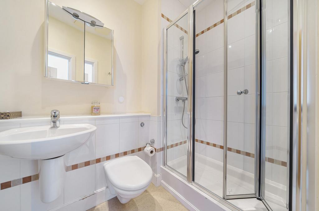 1381776-15-691b2a...