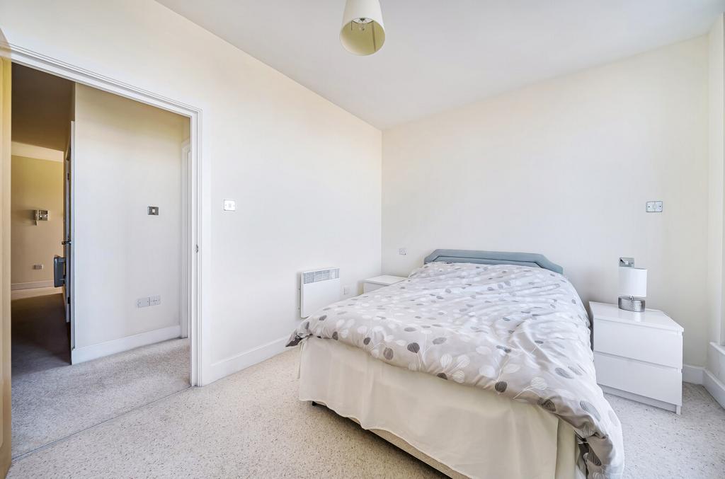 1381776-14-691b2a...