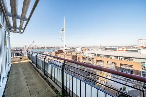 3 bedroom apartment for sale, Brecon House, Gunwharf Quays, Portsmouth