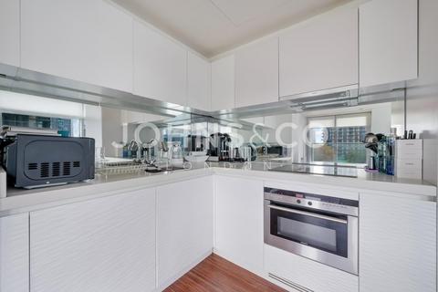 undefined, Pan Peninsula Square, Canary Wharf E14