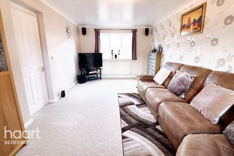 4 bedroom townhouse for sale, Miller Road, Bedford